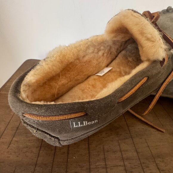LL Bean Wicked Good Moccasin Slippers Mens 10 Medium Olive Green Suede Sheepskin main image 9